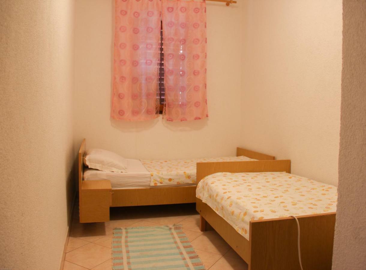 Apartmani Nada セゲット・ヴラニツァ エクステリア 写真